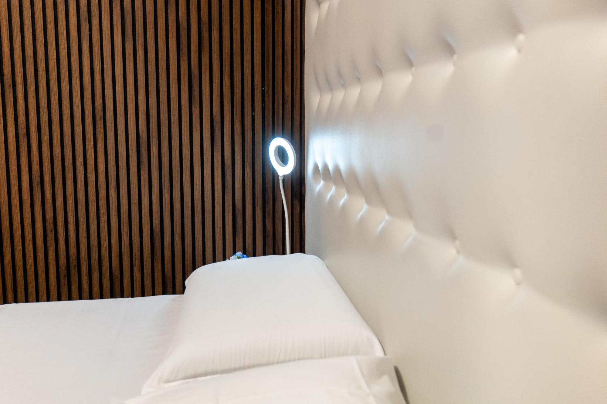 Dalmazia 33 Otel Salerno Dış mekan fotoğraf